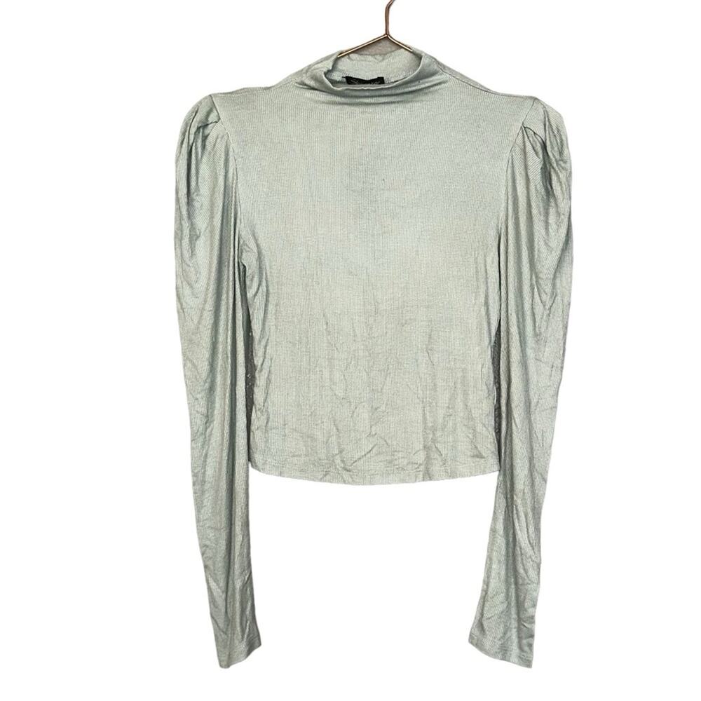 SHINESTAR puffed, long sleeve pale green women’s top size medium new with tag